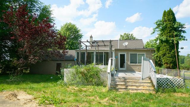 43981 S Interstate 94 Service Drive, Belleville, MI 48111