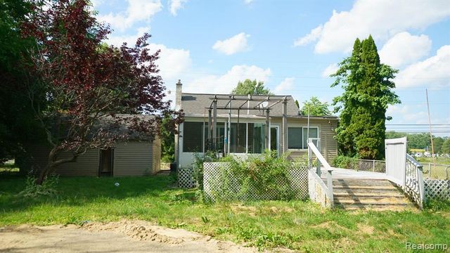 43981 S Interstate 94 Service Drive, Belleville, MI 48111