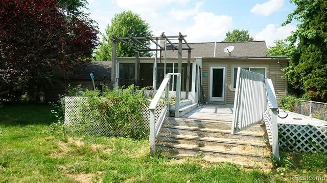 43981 S Interstate 94 Service Drive, Belleville, MI 48111