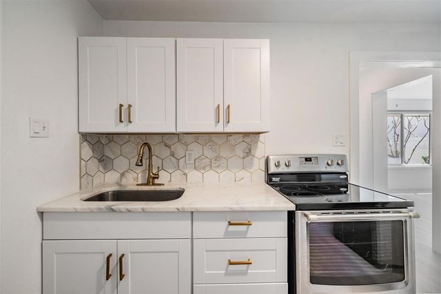 14060 MIRAMAR AVENUE, St Petersburg, FL 33708