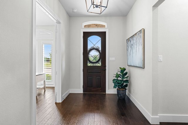 1509 Amesbury Way, Farmers Branch, TX 75234