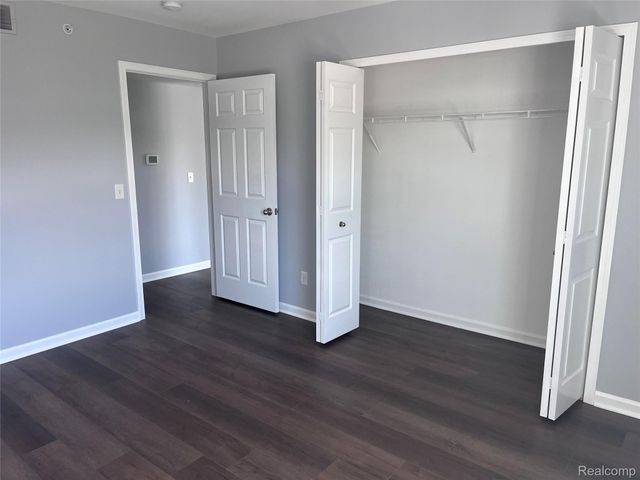 2604 Riversedge Drive 10, Saline Township, MI 48176
