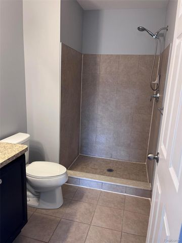 2604 Riversedge Drive 10, Saline Township, MI 48176