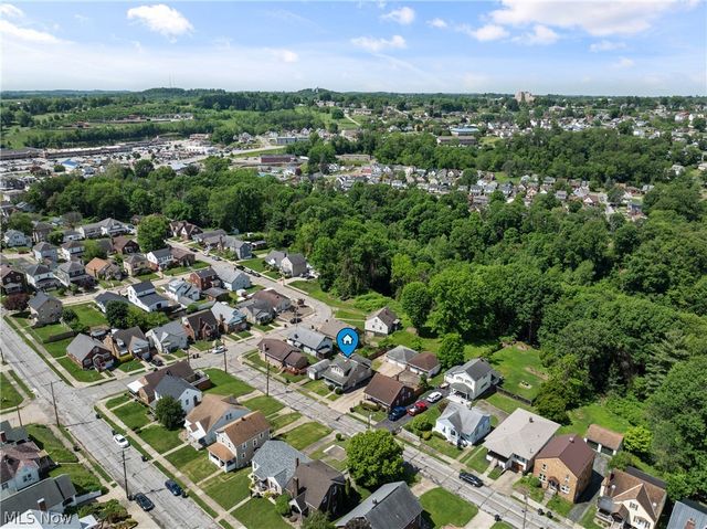 813 Jeanette Avenue, Steubenville, OH 43952