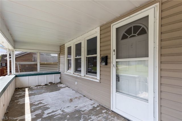 813 Jeanette Avenue, Steubenville, OH 43952