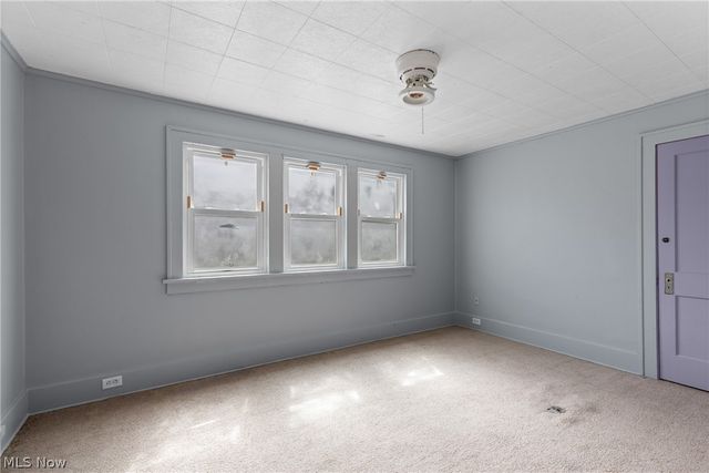 813 Jeanette Avenue, Steubenville, OH 43952