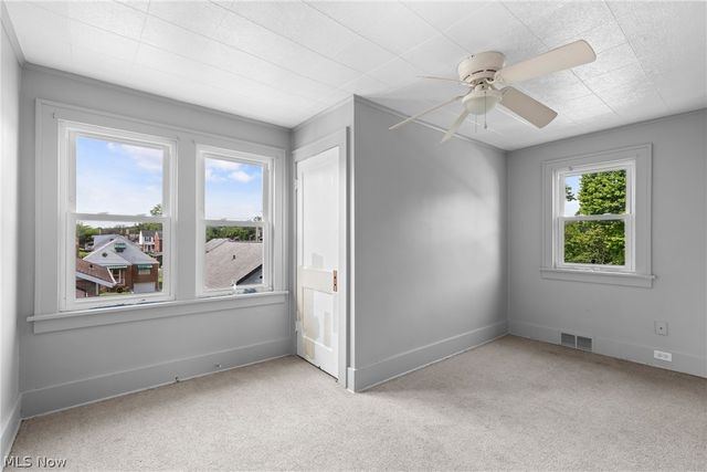 813 Jeanette Avenue, Steubenville, OH 43952