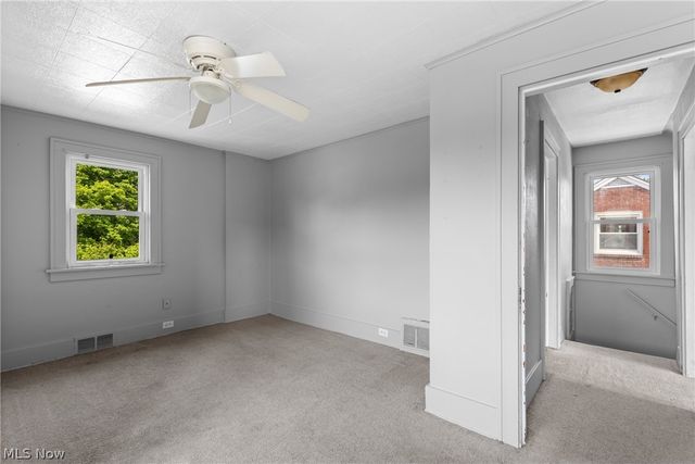 813 Jeanette Avenue, Steubenville, OH 43952