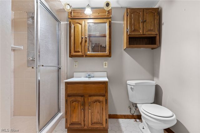 813 Jeanette Avenue, Steubenville, OH 43952