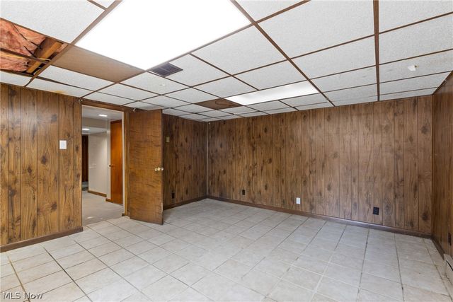 813 Jeanette Avenue, Steubenville, OH 43952