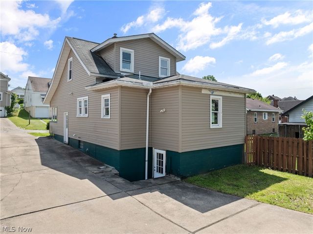 813 Jeanette Avenue, Steubenville, OH 43952