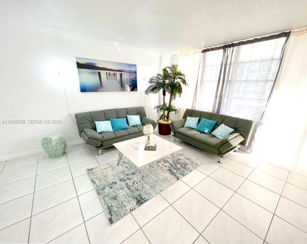 3725 S Ocean Dr 620, Hollywood, FL 33019