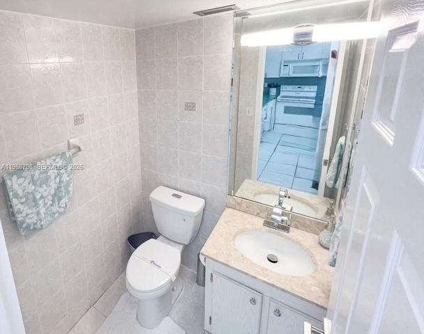 3725 S Ocean Dr 620, Hollywood, FL 33019