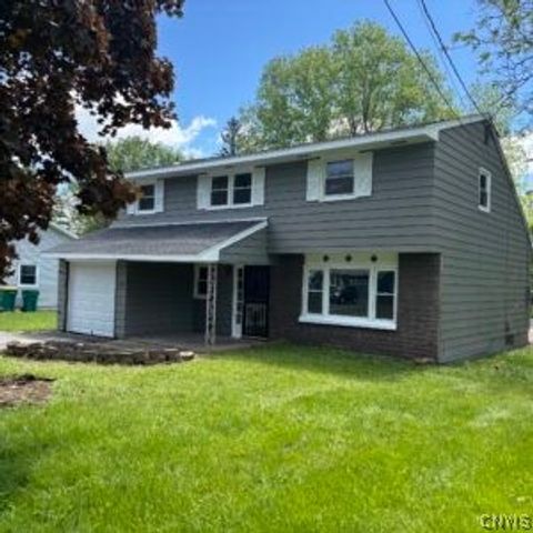 13 Smallwood Street, Lysander, NY 13027