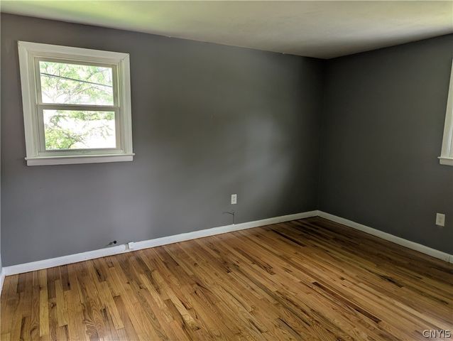 13 Smallwood Street, Lysander, NY 13027