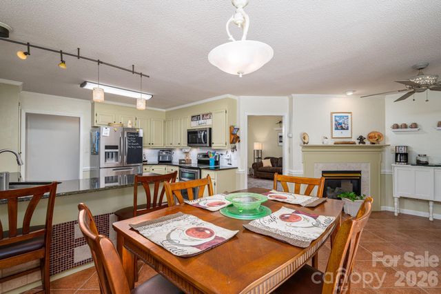 1080 Mackey Court, Gastonia, NC 28056