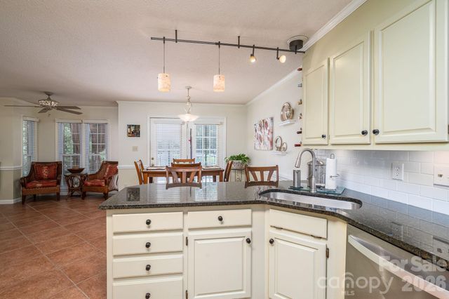 1080 Mackey Court, Gastonia, NC 28056