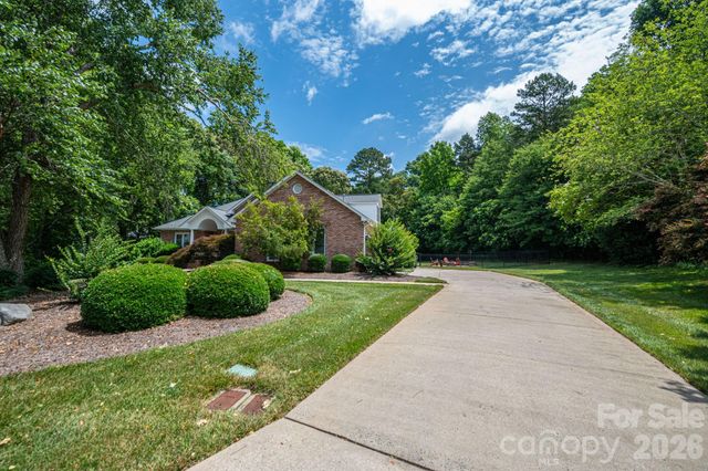 1080 Mackey Court, Gastonia, NC 28056