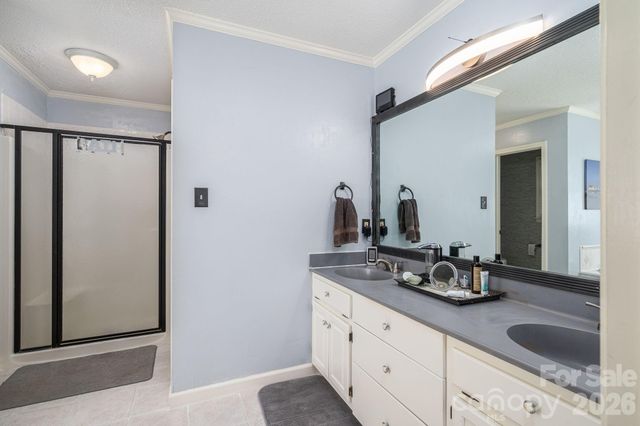 1080 Mackey Court, Gastonia, NC 28056