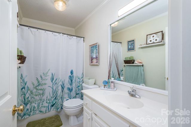 1080 Mackey Court, Gastonia, NC 28056