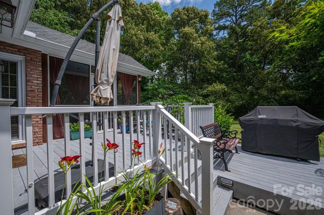 1080 Mackey Court, Gastonia, NC 28056