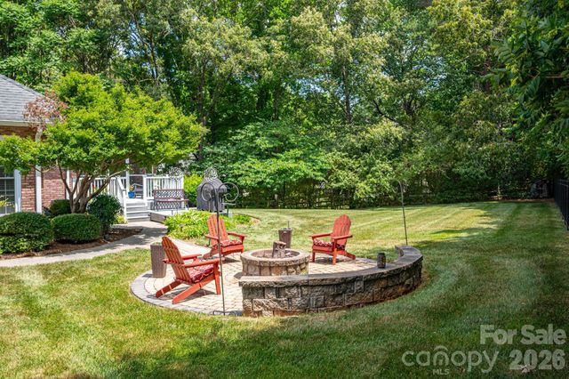 1080 Mackey Court, Gastonia, NC 28056