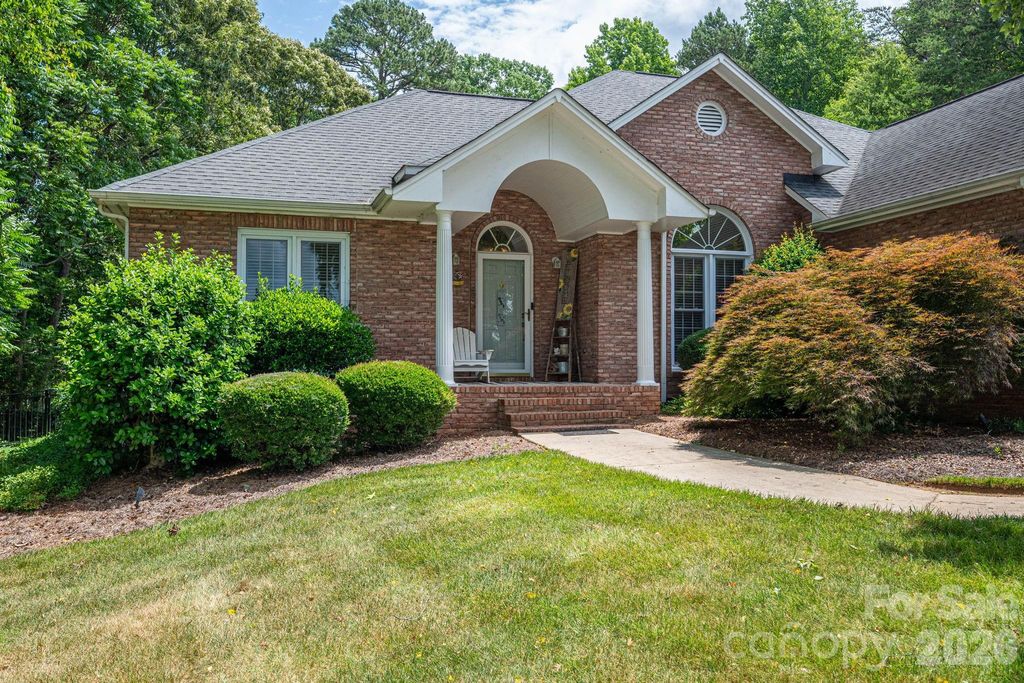 1080 Mackey Court, Gastonia, NC 28056