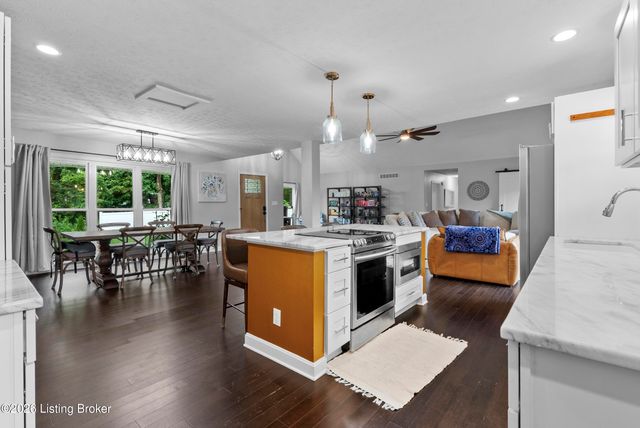 8715 US Highway 42, Prospect, KY 40059