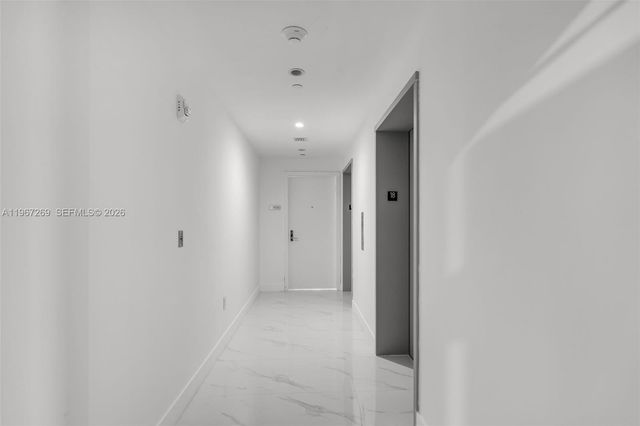 700 NE 24th ST 1806, Miami, FL 33137