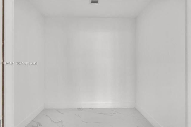 700 NE 24th ST 1806, Miami, FL 33137