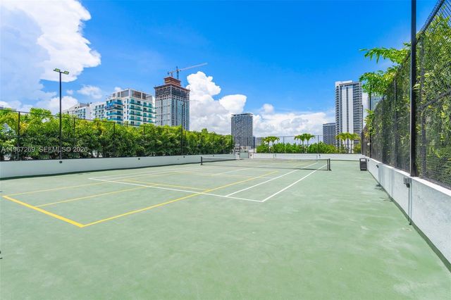 700 NE 24th ST 1806, Miami, FL 33137