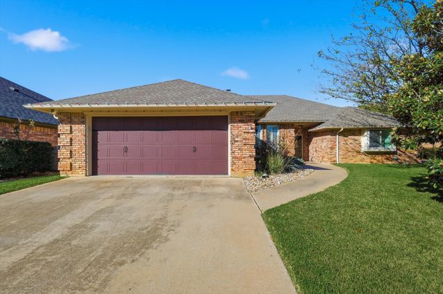3721 Fieldcrest Lane, Bedford, TX 76021