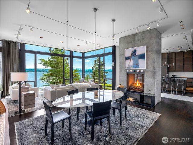 3310 E Laurelhurst Drive NE, Seattle, WA 98105