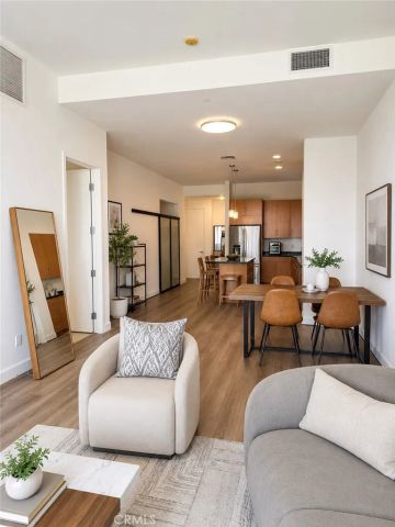3223 W 6th 508, Los Angeles, CA 90020