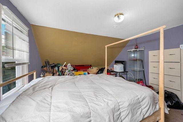 71 Snow St, Fitchburg, MA 01420