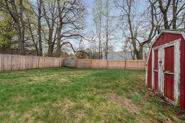 71 Snow St, Fitchburg, MA 01420