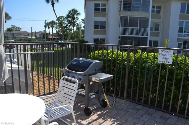 1624 Pine Valley DR 118, Fort Myers, FL 33907