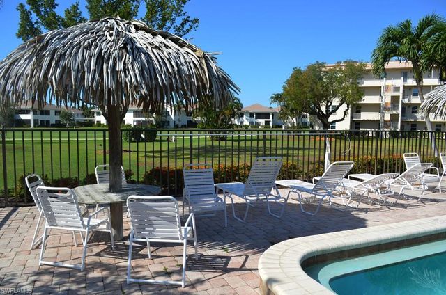 1624 Pine Valley DR 118, Fort Myers, FL 33907
