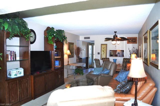 1624 Pine Valley DR 118, Fort Myers, FL 33907