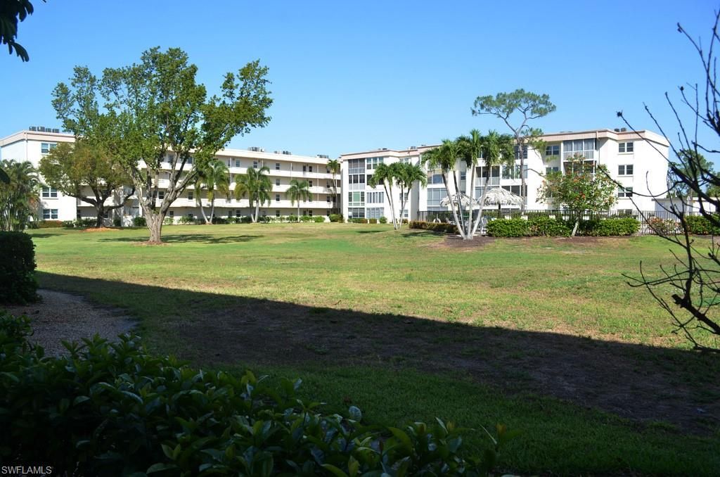 1624 Pine Valley DR 118, FORT MYERS, FL 33907 — photo 2