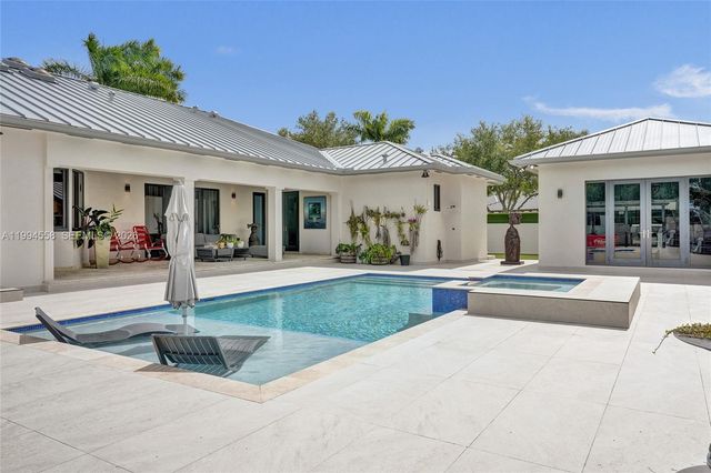 2600 SW 128th Ct, Miami, FL 33175