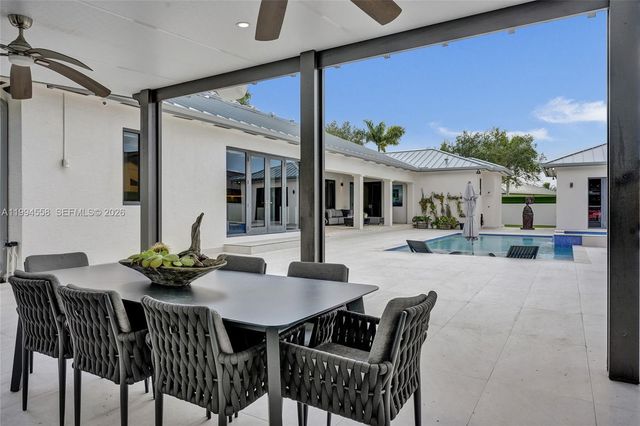 2600 SW 128th Ct, Miami, FL 33175