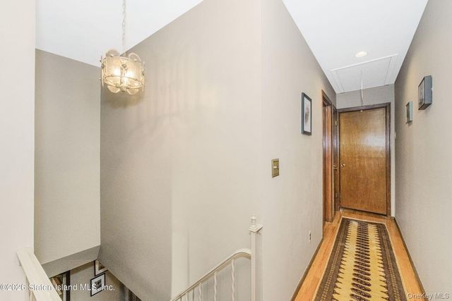 194 Justin, Staten Island, NY 10306