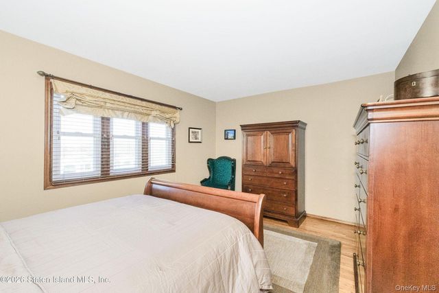 194 Justin, Staten Island, NY 10306