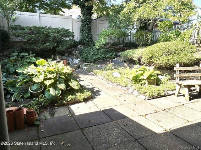 194 Justin, Staten Island, NY 10306