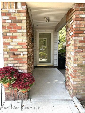 194 Justin, Staten Island, NY 10306