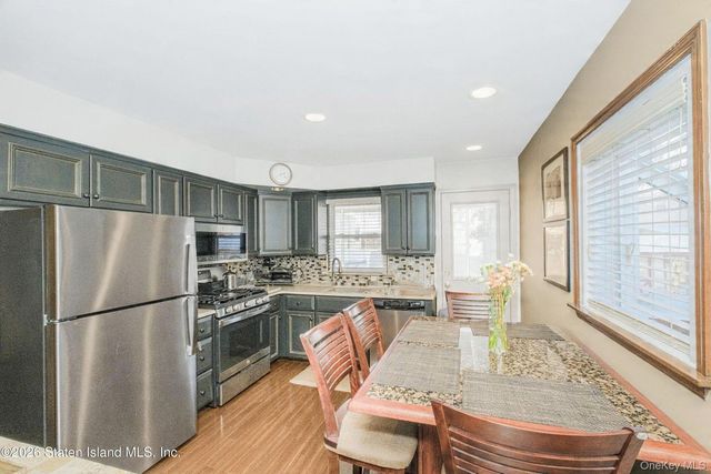 194 Justin, Staten Island, NY 10306