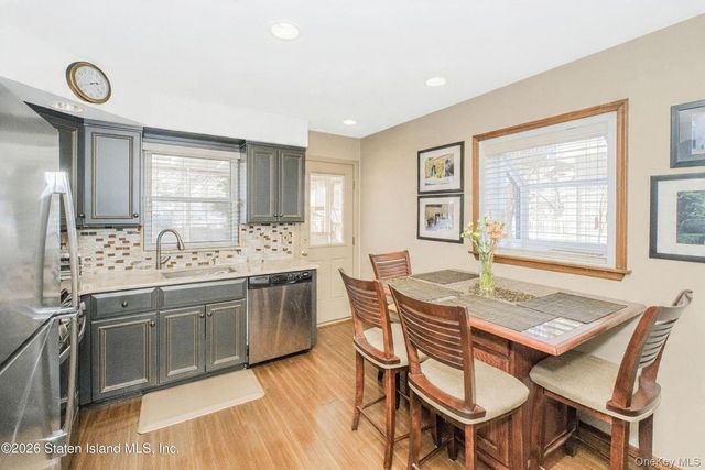 194 Justin, Staten Island, NY 10306