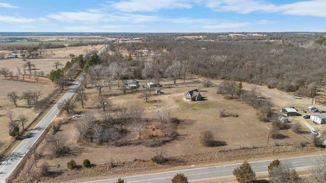20945 NE 50th Street, Harrah, OK 73045