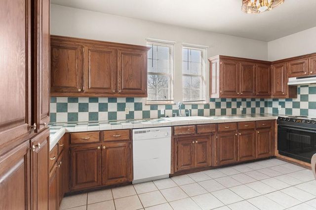 20945 NE 50th Street, Harrah, OK 73045